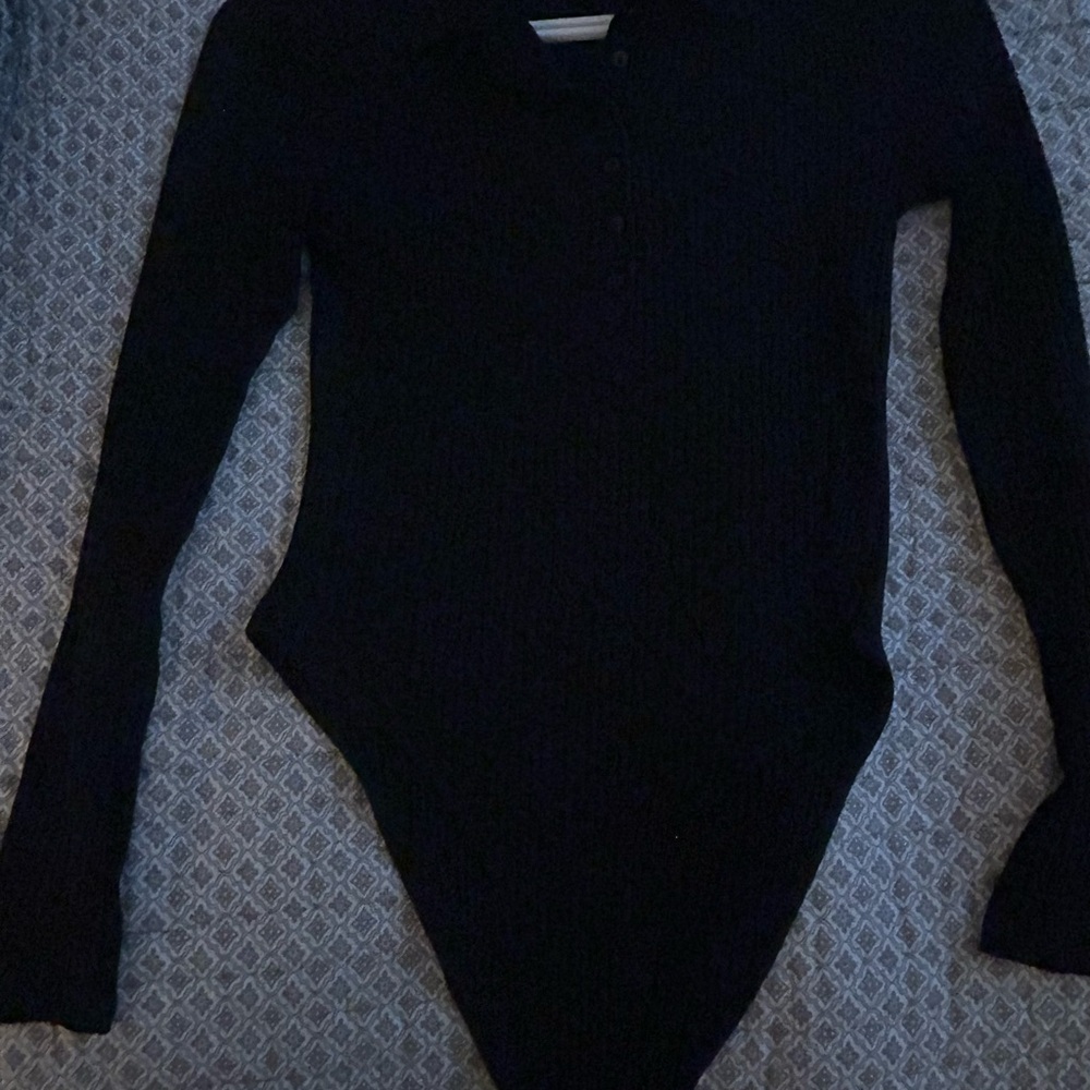 Zara Classic Black Top